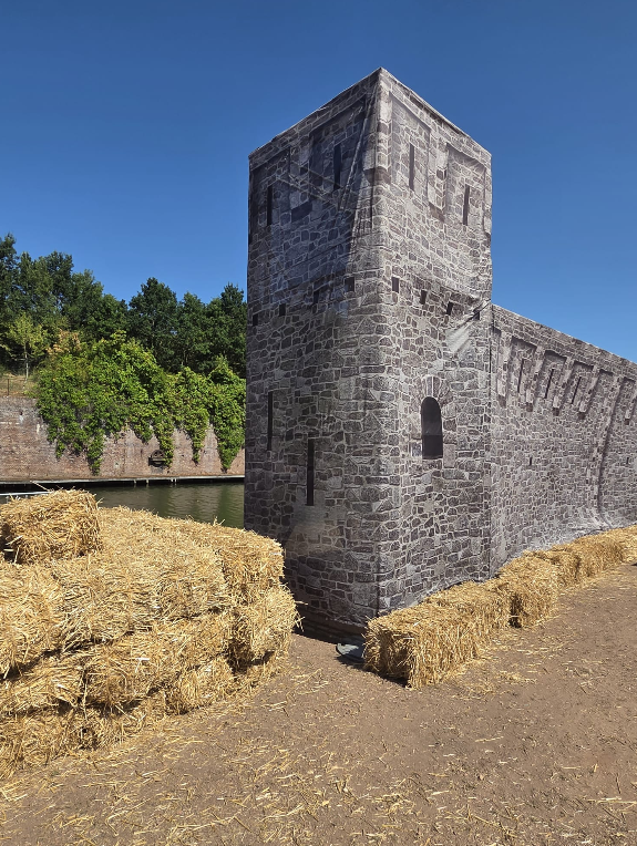 Décor Château Fort Médiéval – Image 3